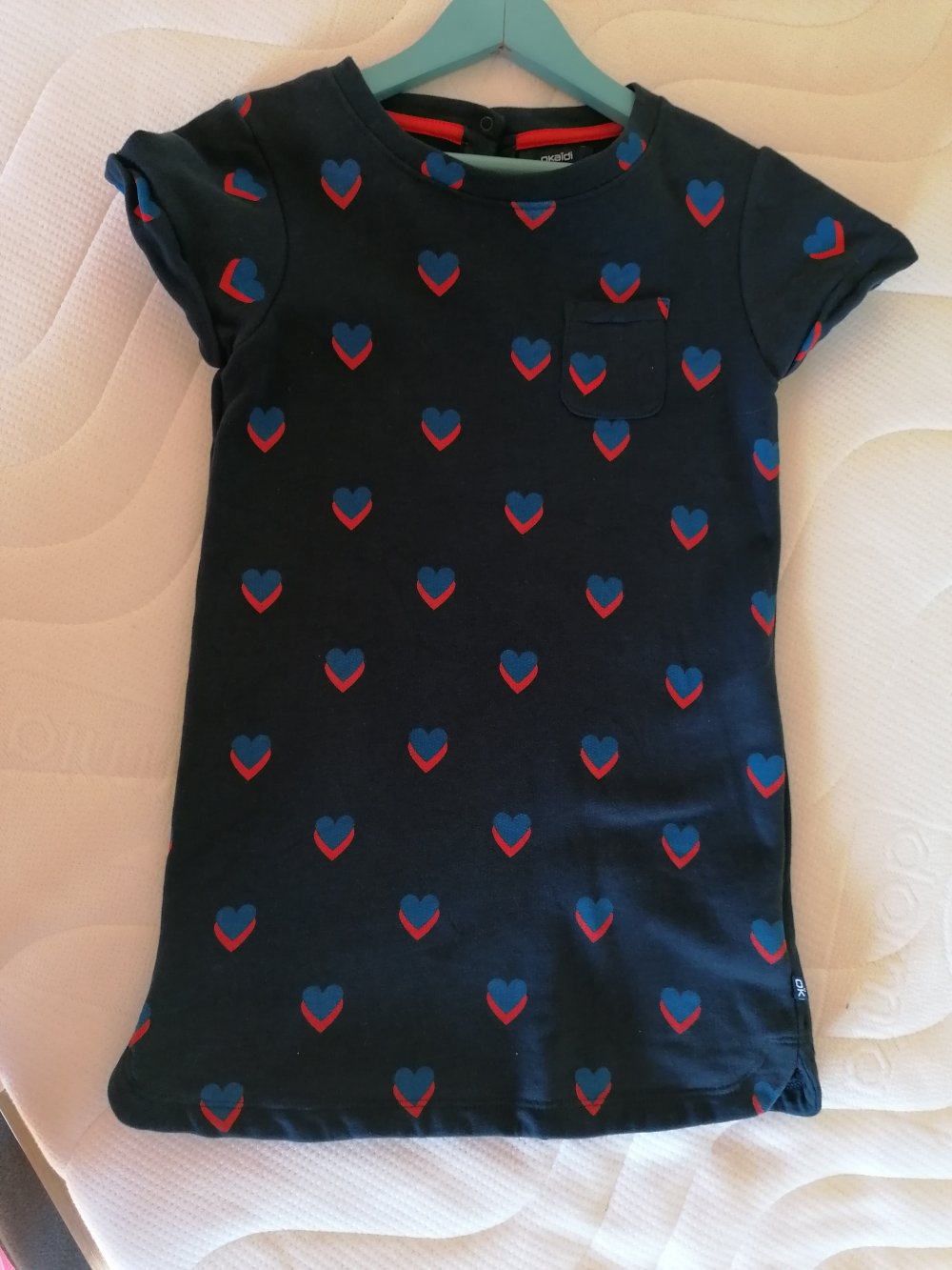 Okaidi: wunderschönes Sweatkleid mit Herzen Gr. 116