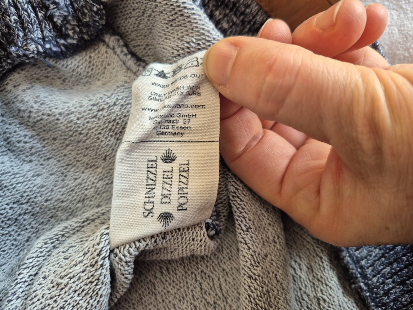 Naketano: Schnizzel Dizzel Popizzel Pullover Gr. L