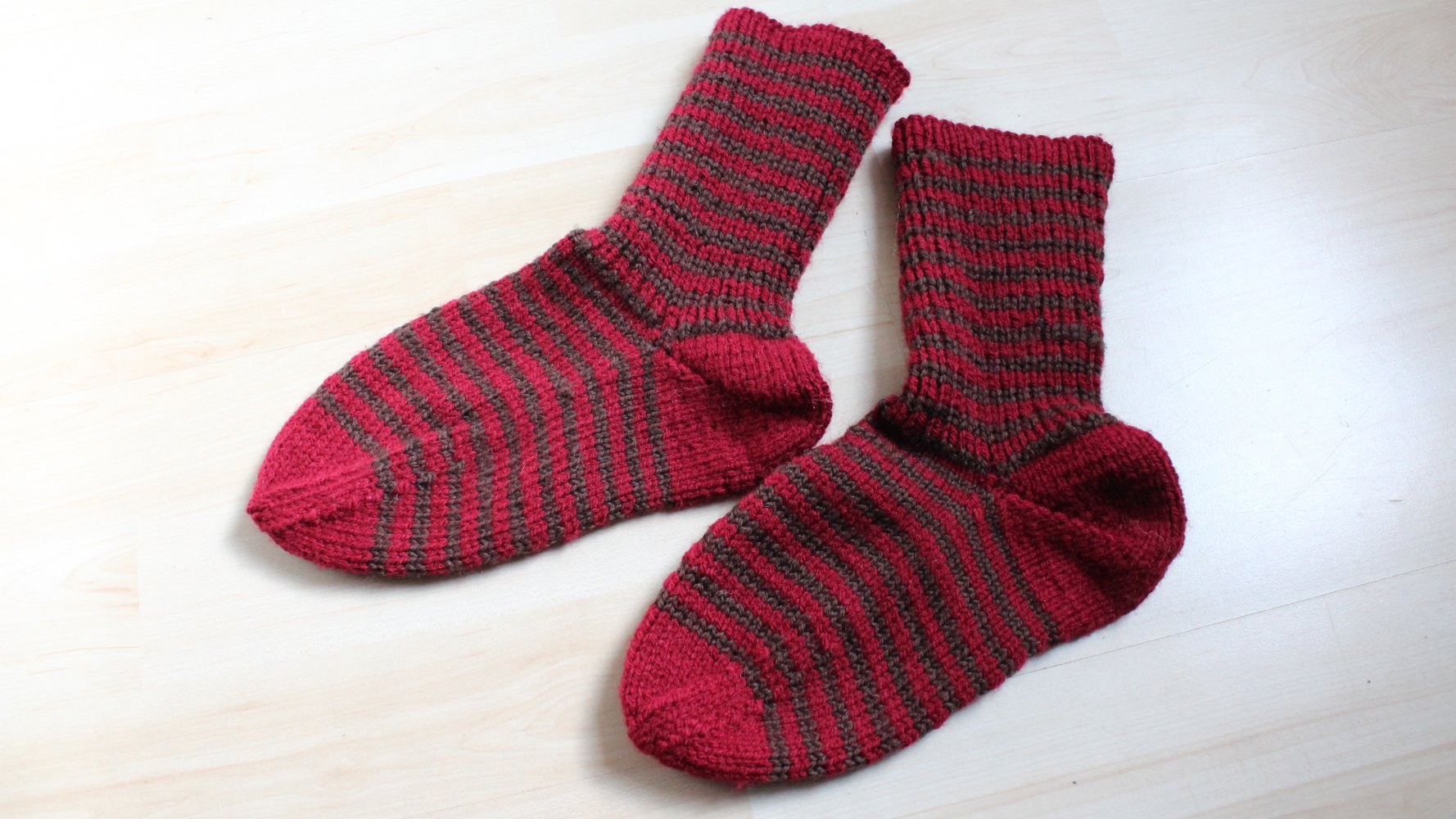 Wollsocken gestreift