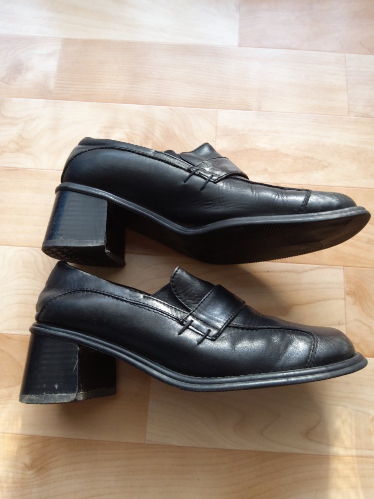 Lederschuhe Schwarz