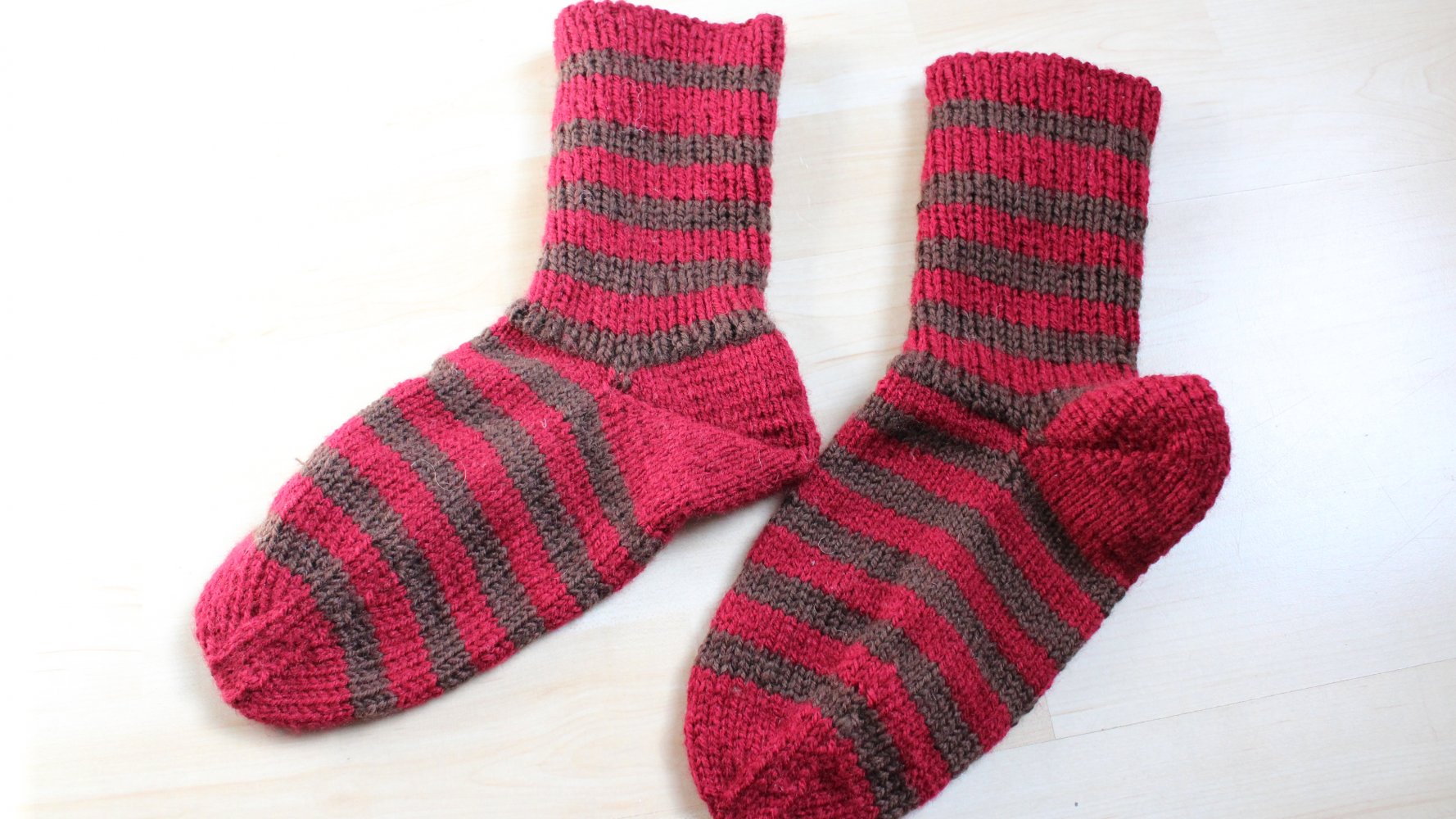 Wollsocken gestreift