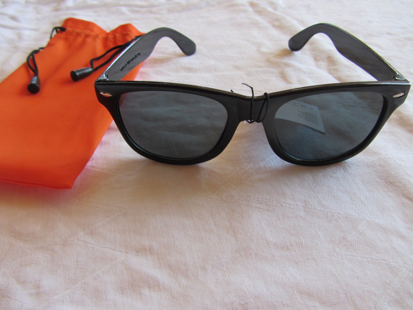 Sonnenbrille schwarz UV 400 Damen Herren unisex mit Schutzhülle * Retro Vintage * NEU