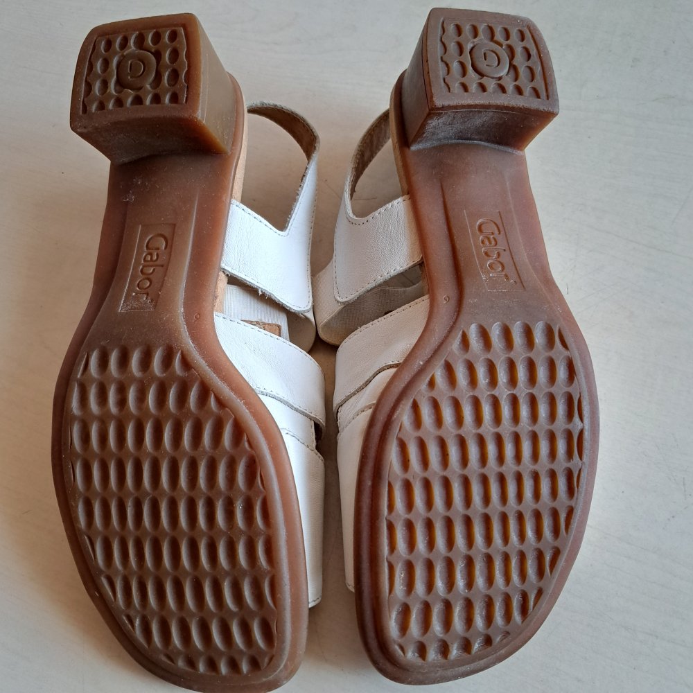 GABOR Sandalen Leder weiß stretch Gr. 6 / 39 kaum getragen