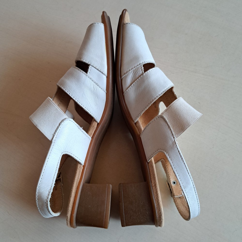 GABOR Sandalen Leder weiß stretch Gr. 6 / 39 kaum getragen