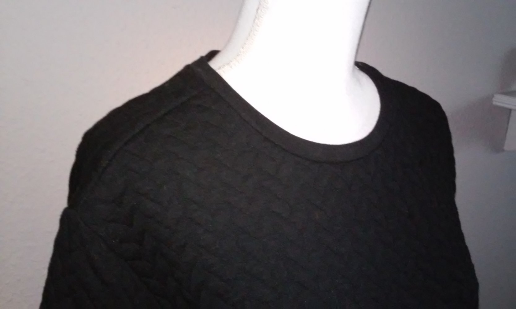 Pullover tief schwarz langarm Markenpulli Baumwollpulli