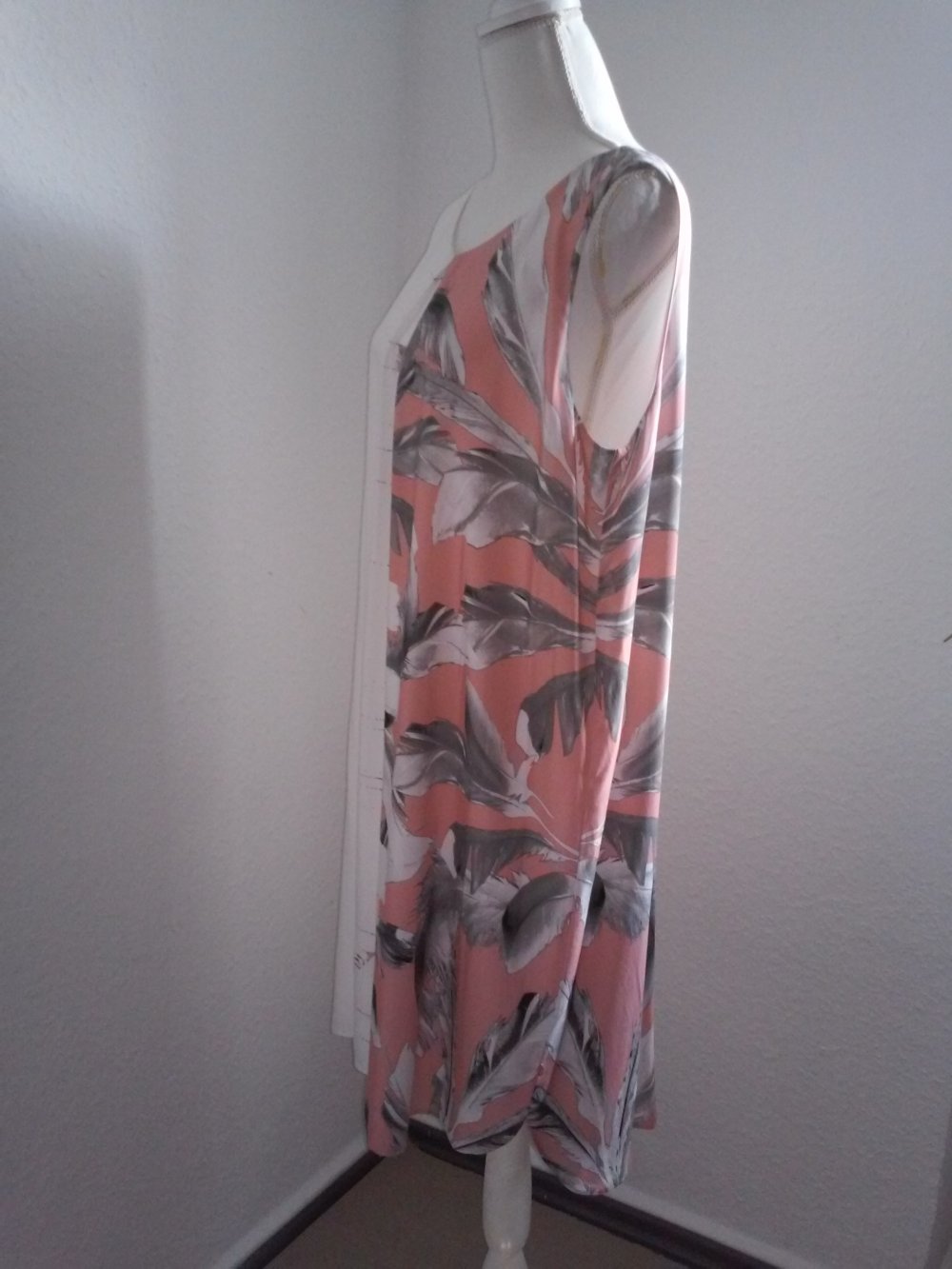Kleid Trägerkleid Sommerkleid (ärmellos mit Unterkleid) - leicht legere