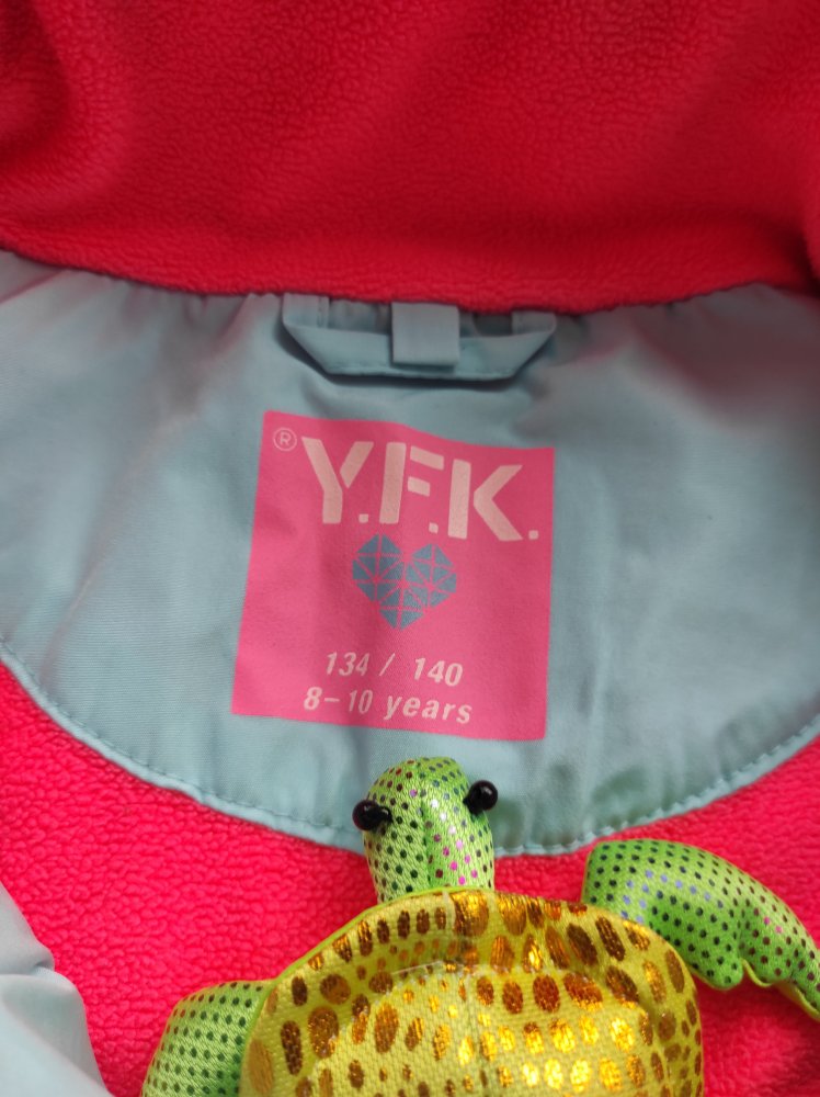 KiK YfK Schneejacke Winterjacke Jacke Mädchen Gr. 134/140