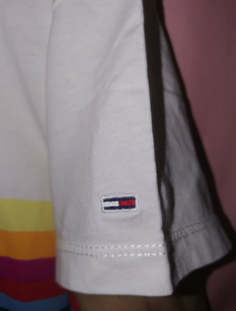 Tommy Jeans Regenbogen Shirt