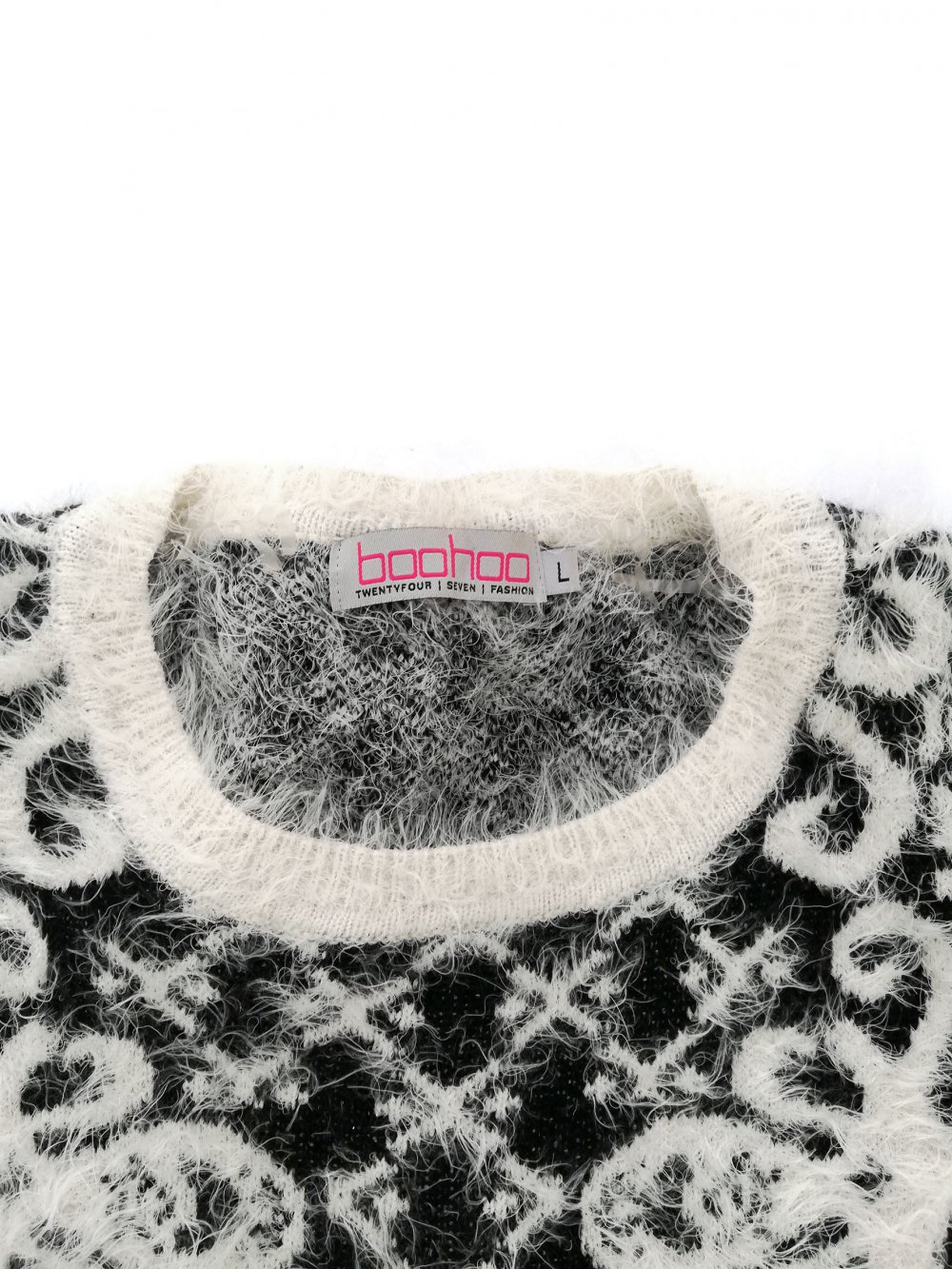 Flausch-Pullover in Offwhite/Schwarz