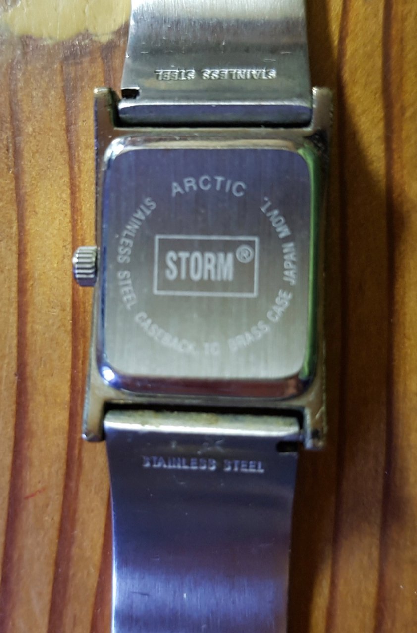 Damenuhr von STORM