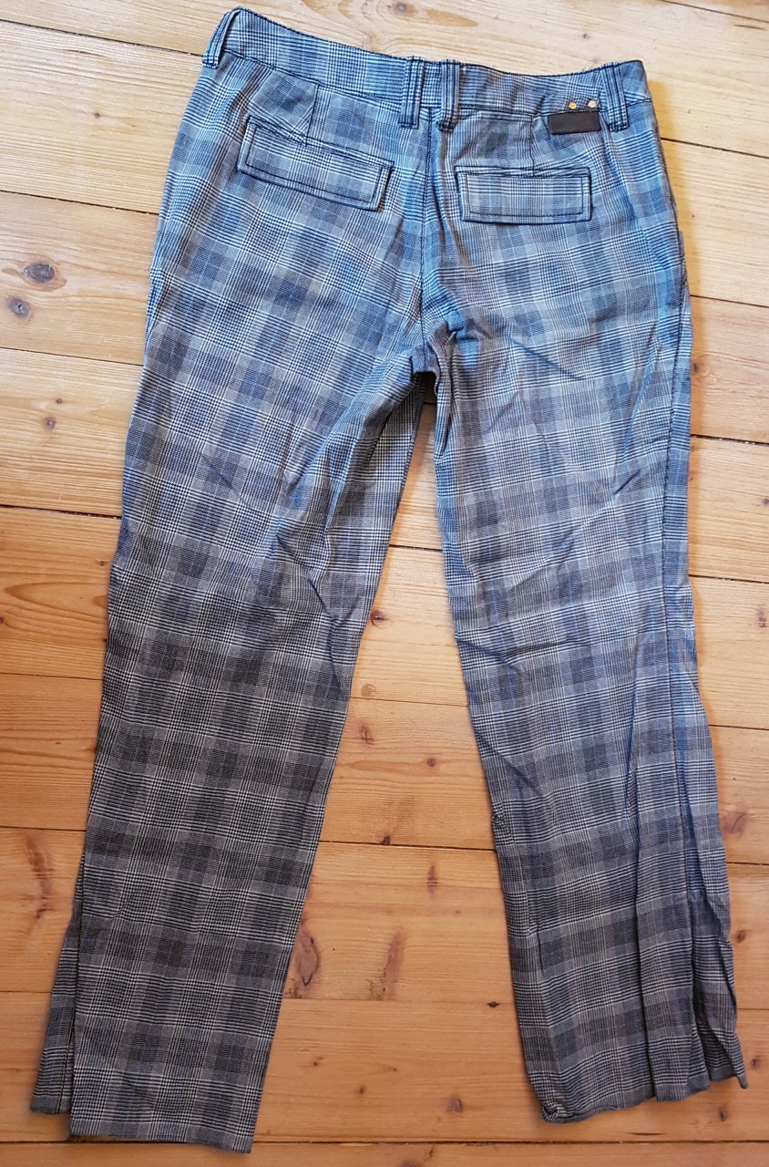 Stoffhose mit Karomuster