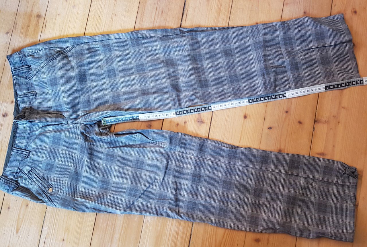Stoffhose mit Karomuster