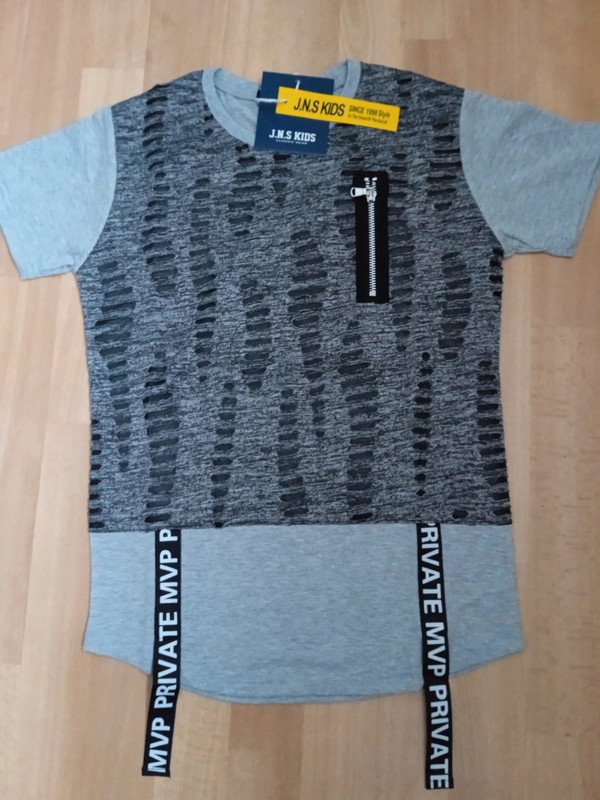 Jungs T-Shirt gr.146/152 Neu