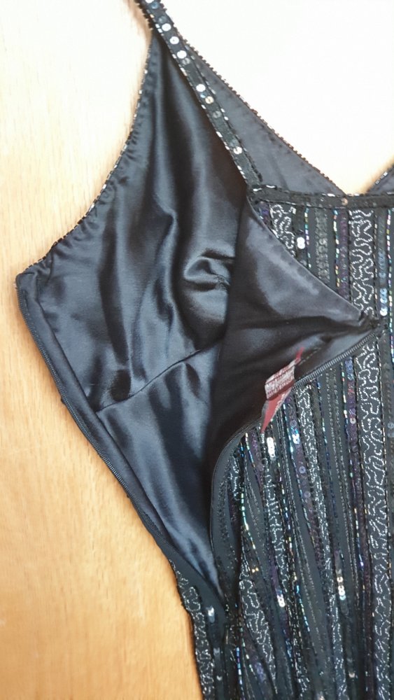Schwarzes Abendkleid mit Pailletten GR XL
