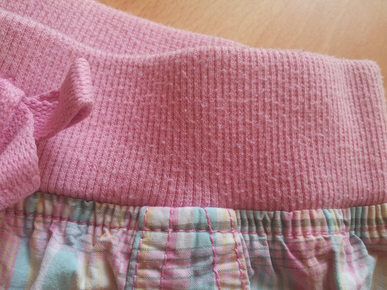  kurze Hose rosa weiß türkis gelb kariert Gr. 86