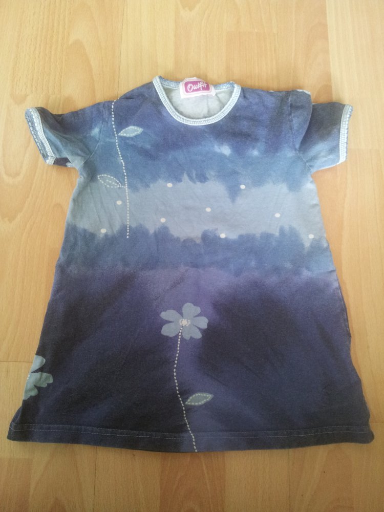 Shirt blau weiß Blumen Gr. 86