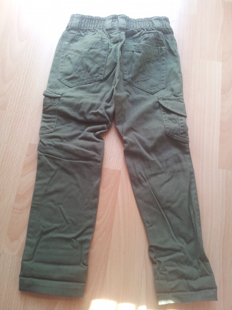 Hose khaki Gr. 98 NEU
