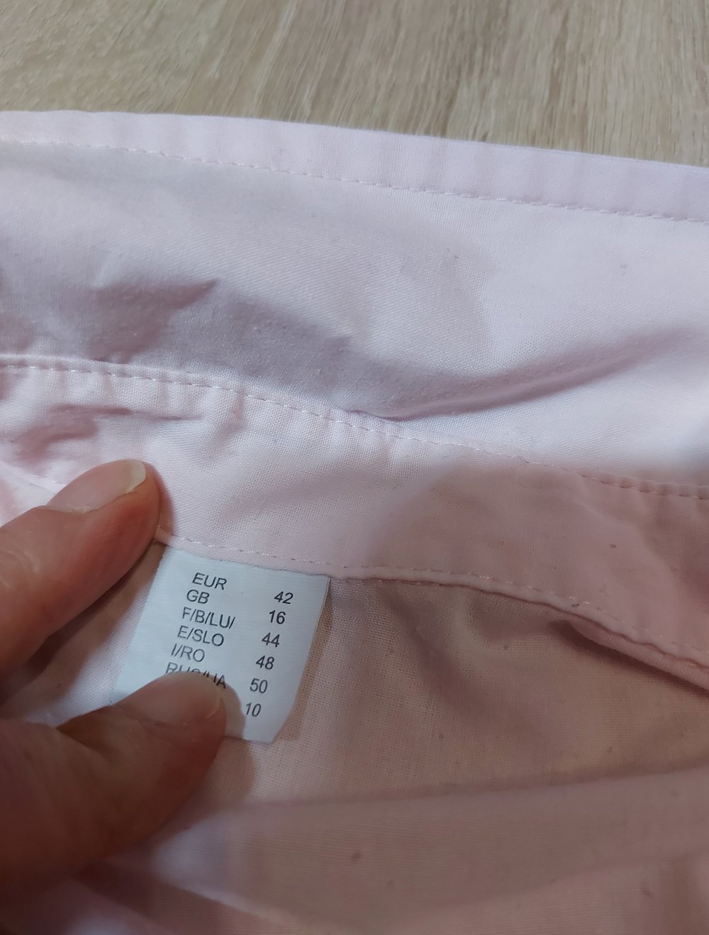 Kurzarmbluse Rose' Farben Größe 42