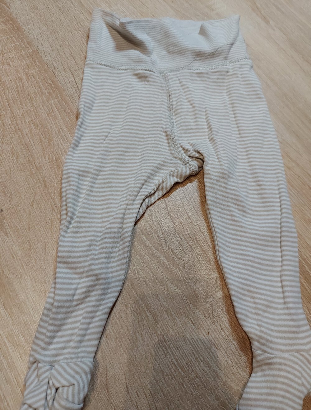 Hose mit Füssen Größe 68 H&M