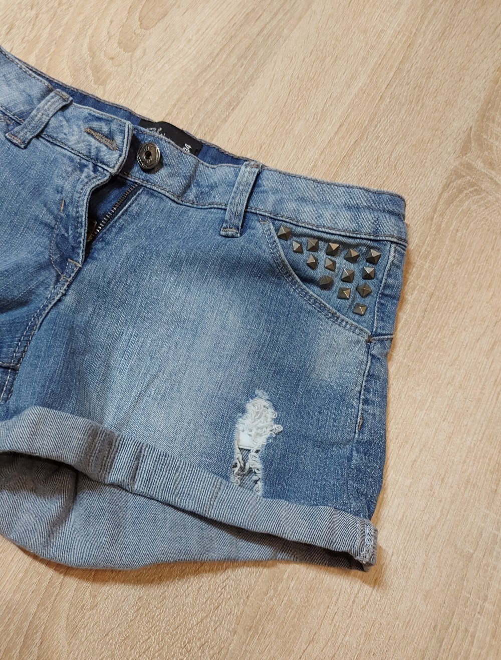 Jeansshorts Größe 34 C&A