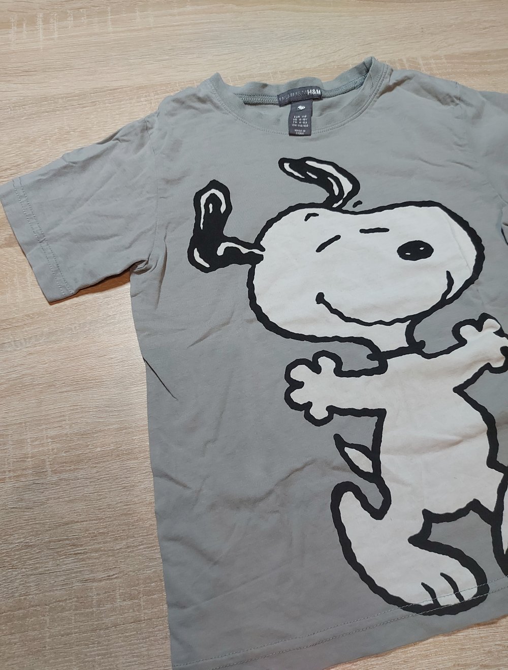Graues T-shirt mit Snoopy Größe 110 H&M