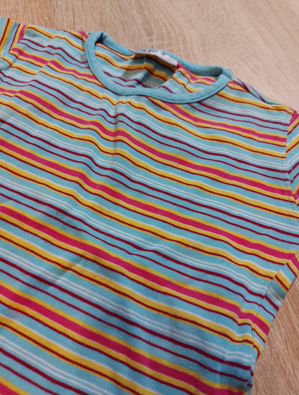 Bunt gestreiftes T-shirt Größe 98