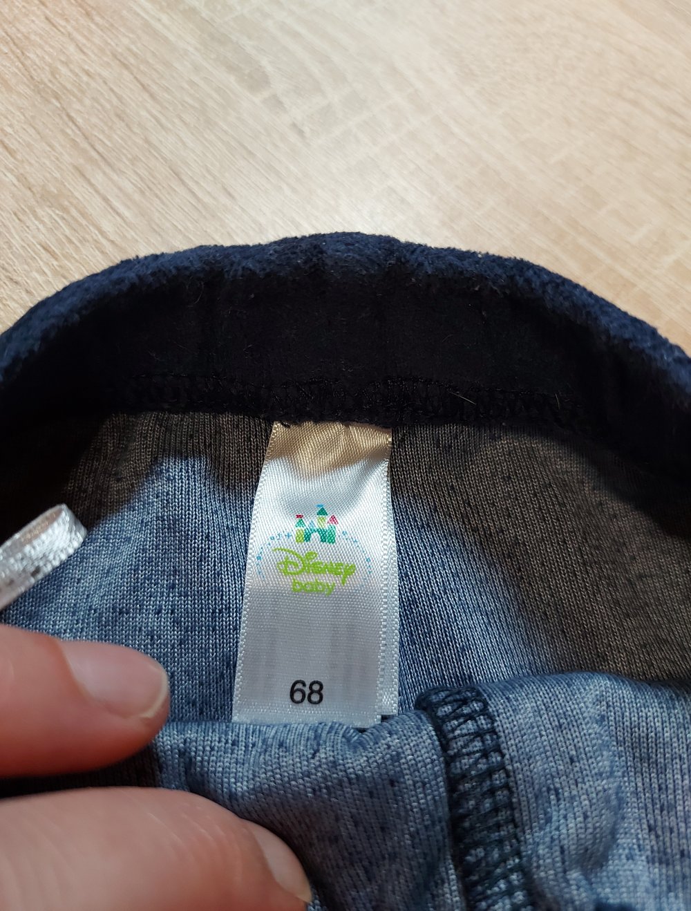 Lange dunkelblaue weiche Hose Größe 68