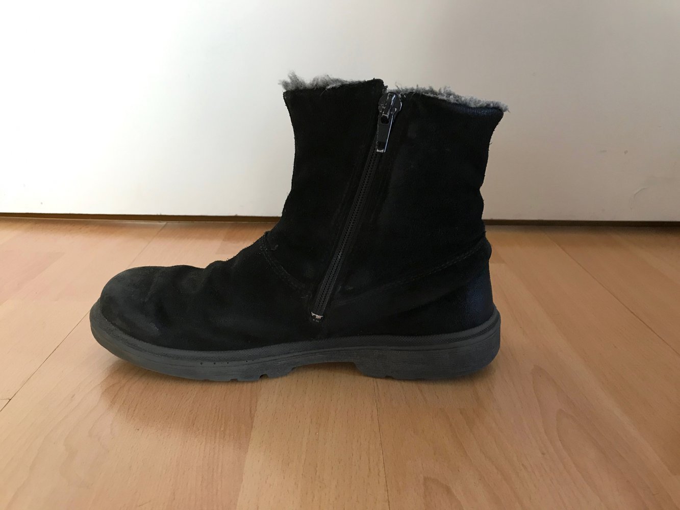 Stiefel / Stiefelette ° schwarz ° 35