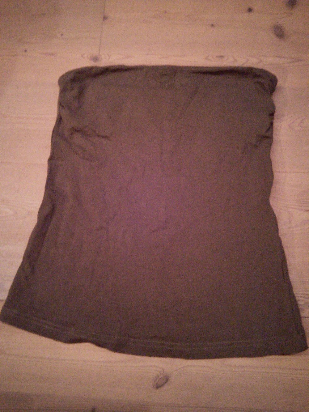 Trägerloses Top