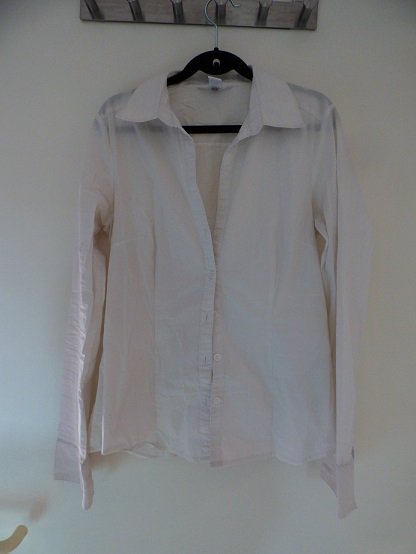 Weiße Basic-Bluse