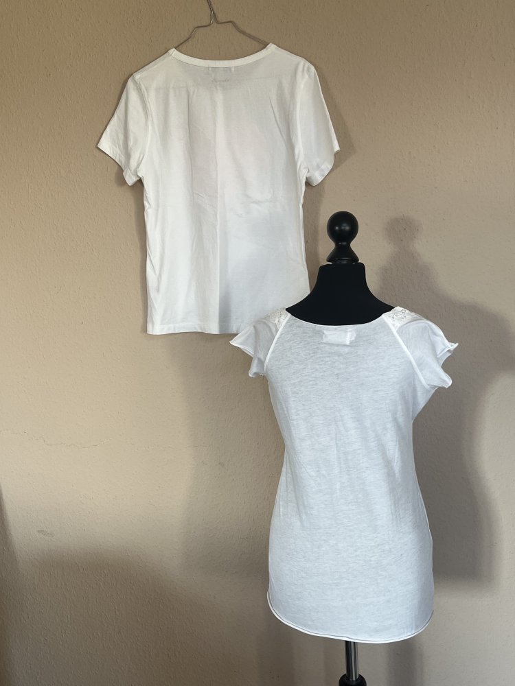 2 weiße Basic Shirts Onomato und Sweeties Gr.S