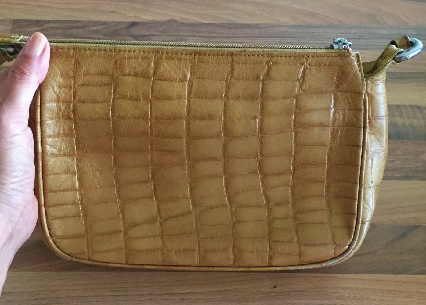 Maripe ital. Leder Handtasche mit Krokoprint Optik Ockerfarben