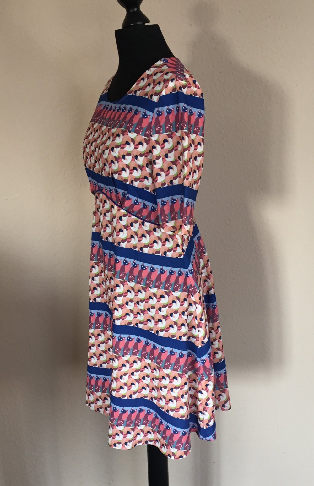 Yumi Etui Skaterkleid Gr.36 in schönen Rose Farben leicht ausgestellt