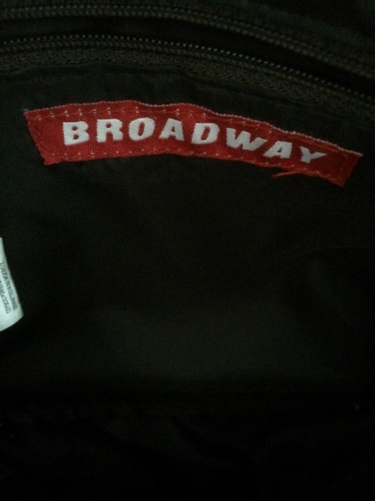 Broadway Handtasche Kosmetiktasche braun Lederimitat mit Prägung