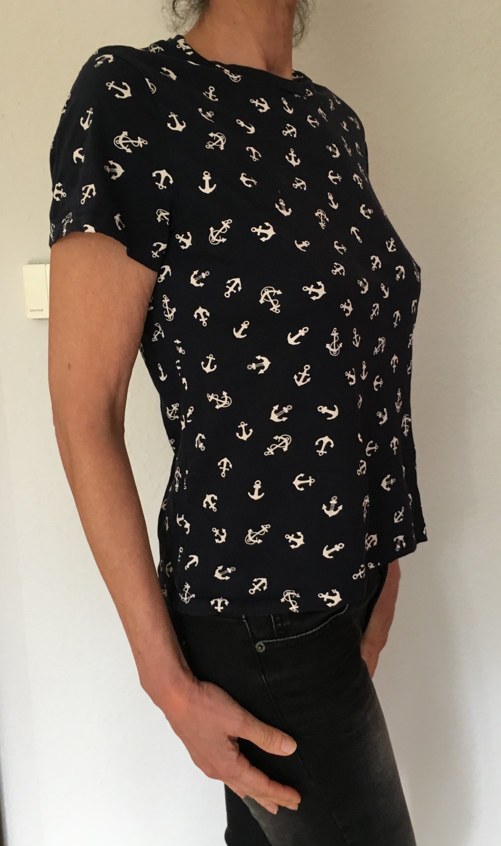Monki T-Shirt Gr.S dunkelblau mit weißen Ankern wie Neu