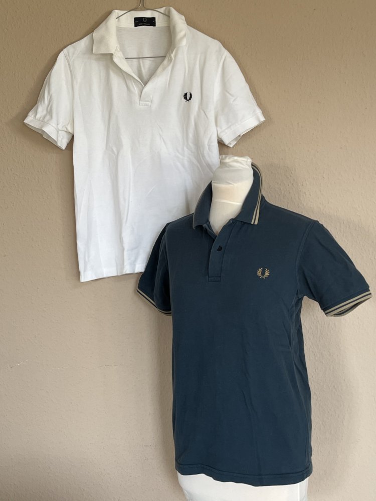 2 Polo Shirts von Fred Perry Gr.38 kurz Arm Blau / Weiß