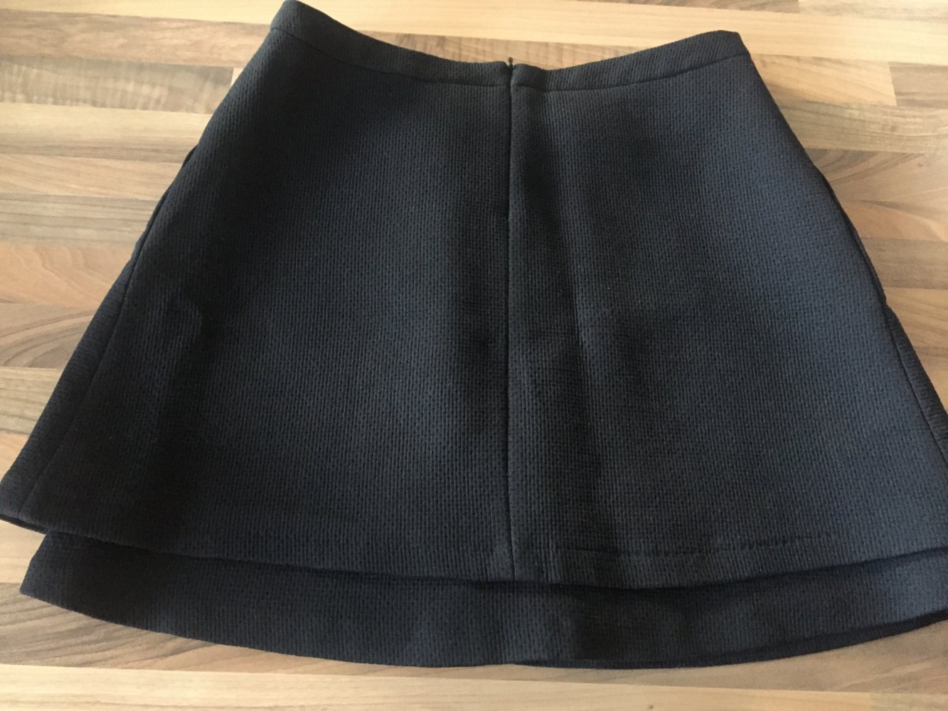 Esprit Waffel Rip Skater Rock Gr.36 schwarz unterfüttert Neu