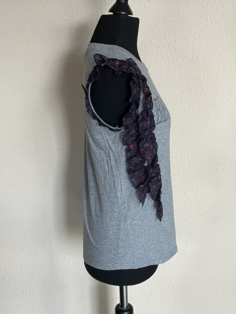 Esprit asymmetrisches T-Shirt Gr.S ärmellos mit Volants