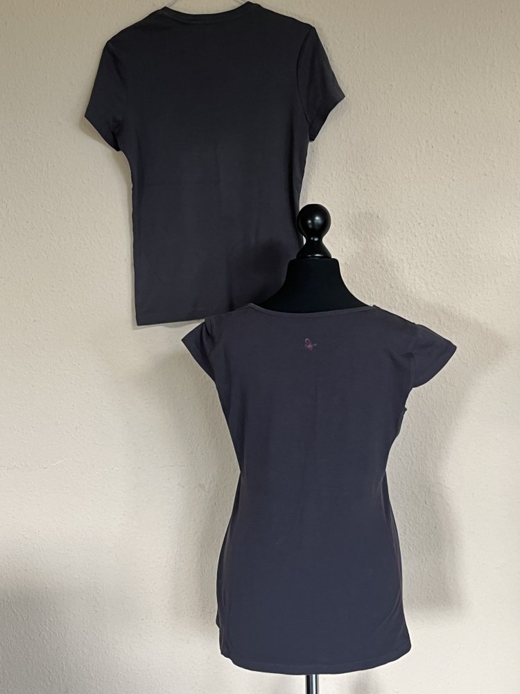 2 T-Shirts Gr.S/M anthrazit grau von TCM und Esprit