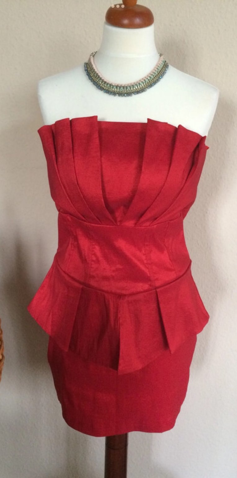 Amisu Korsage Kleid Gr.40 mit Fächer Dekolte Nie getragen rot