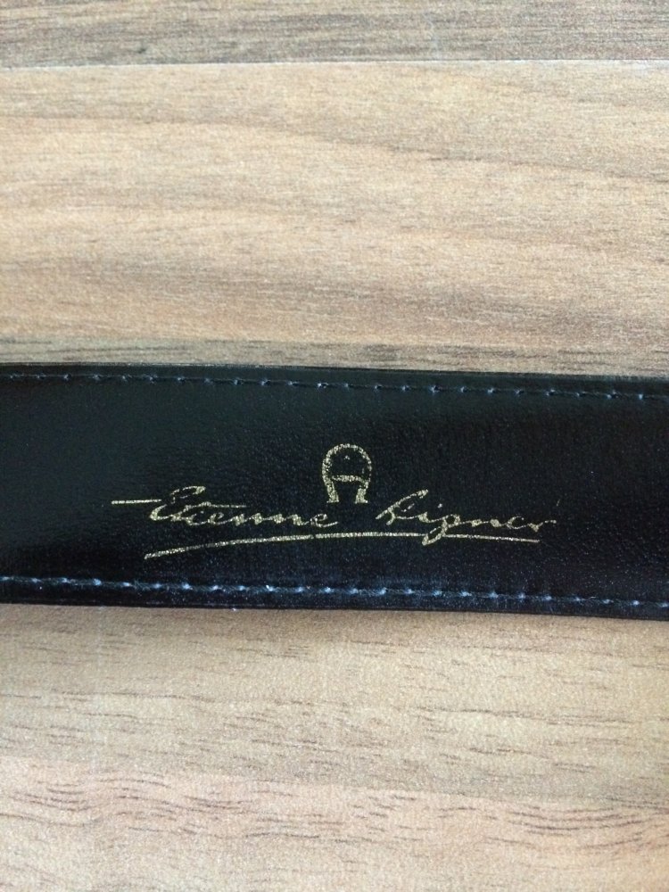 Schmaler Etienne Aigner Gürtel Gr. XS (70-80cm) Navi