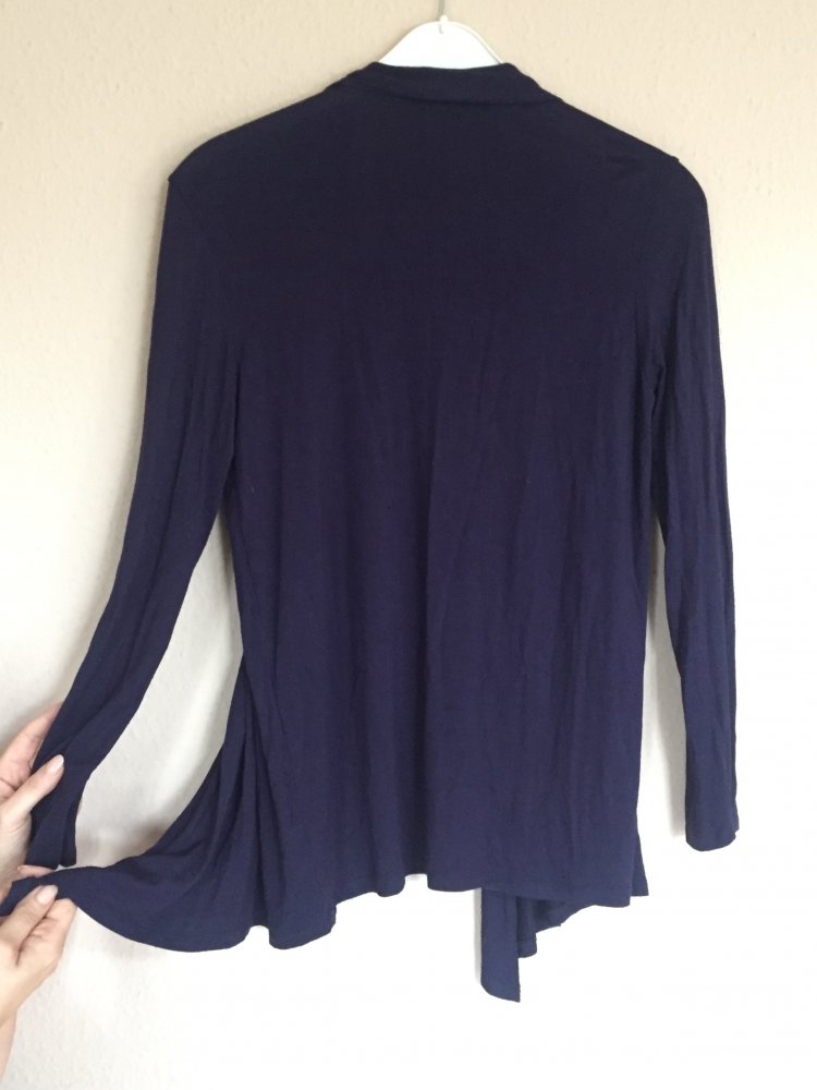 Fließender T-Shirt Cardigan / Bolero Jacke Gr. S/M dunkel lila vorne knotbar