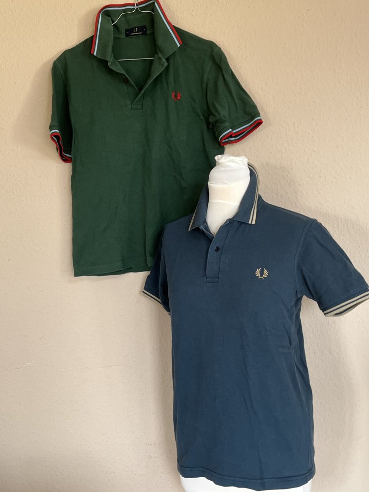 2 Polo Shirts von Fred Perry Gr.38 kurz Arm Blau / Weiß