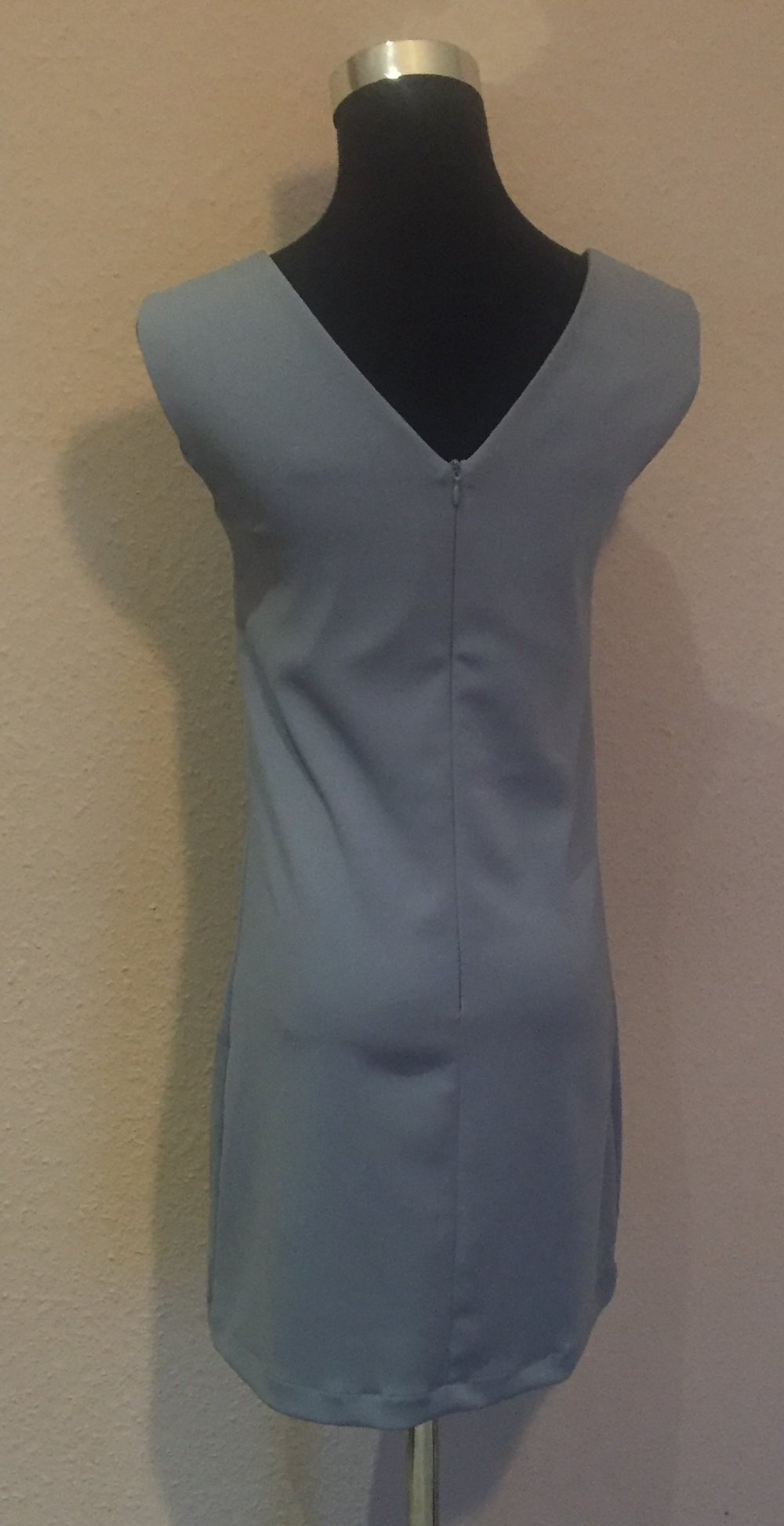 Denny Rose Cocktail Etui Kleid Gr.36 reich bestickt mit Perlen