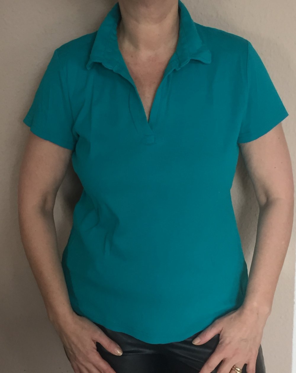4 Yessica Basic Jersey Poloshirts Gr.L in weiß schwarz khaki türkis