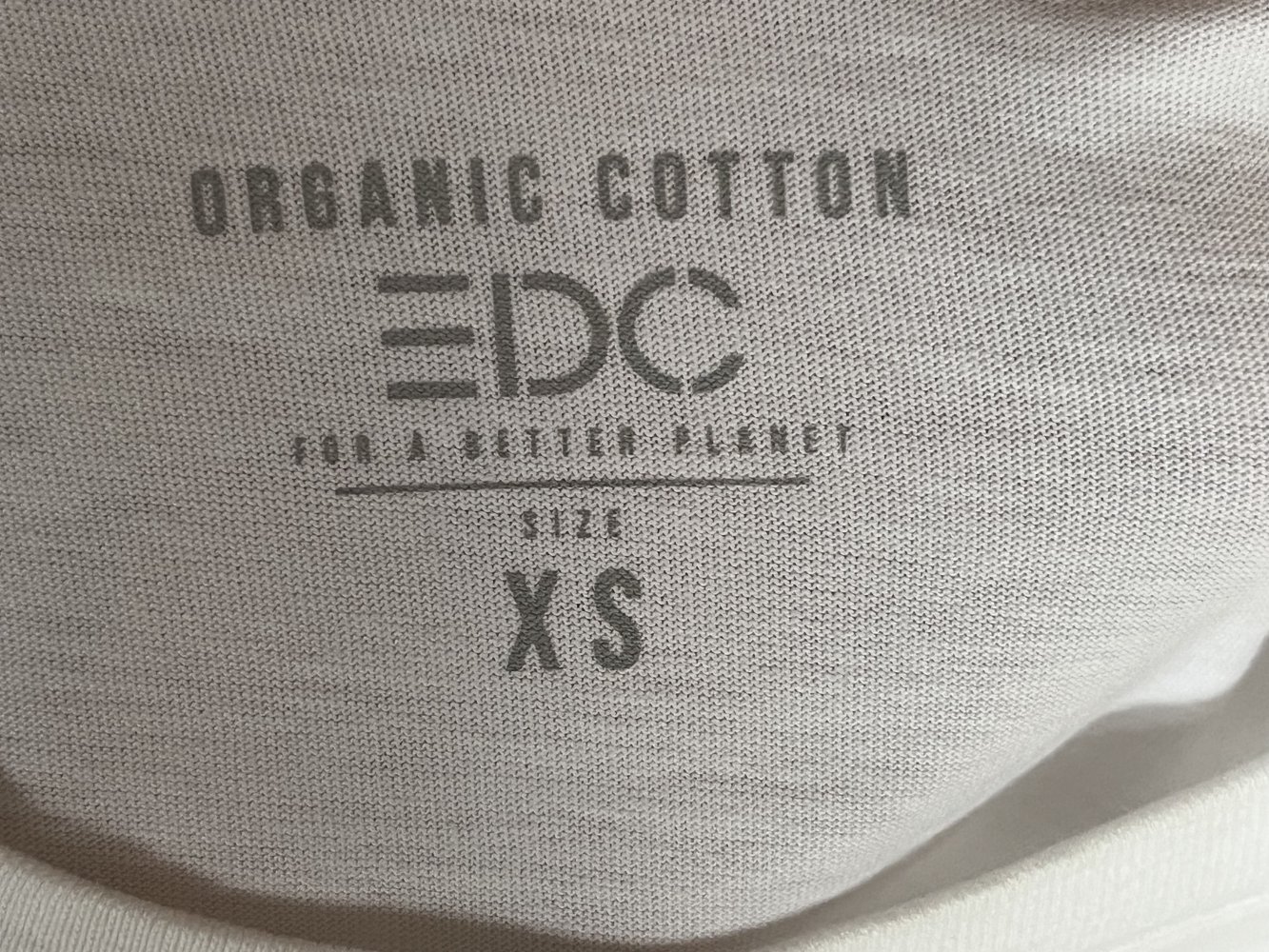 2 EDC by Esprit Sommer Basic T-Shirts Gr.S Pink Weiß Bunt, beide kaum getragen, Zustand wie Neu