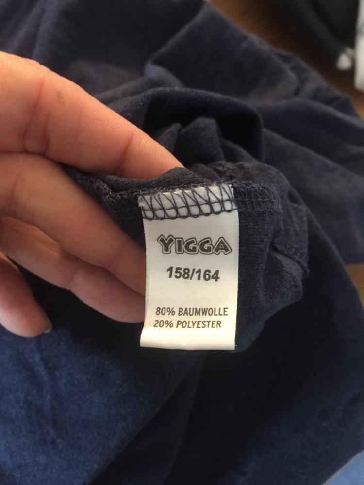 Yigga Sommer Top Shirt Gr.XS (158) mit Neon Aufdruck und geflochtenen Trägern