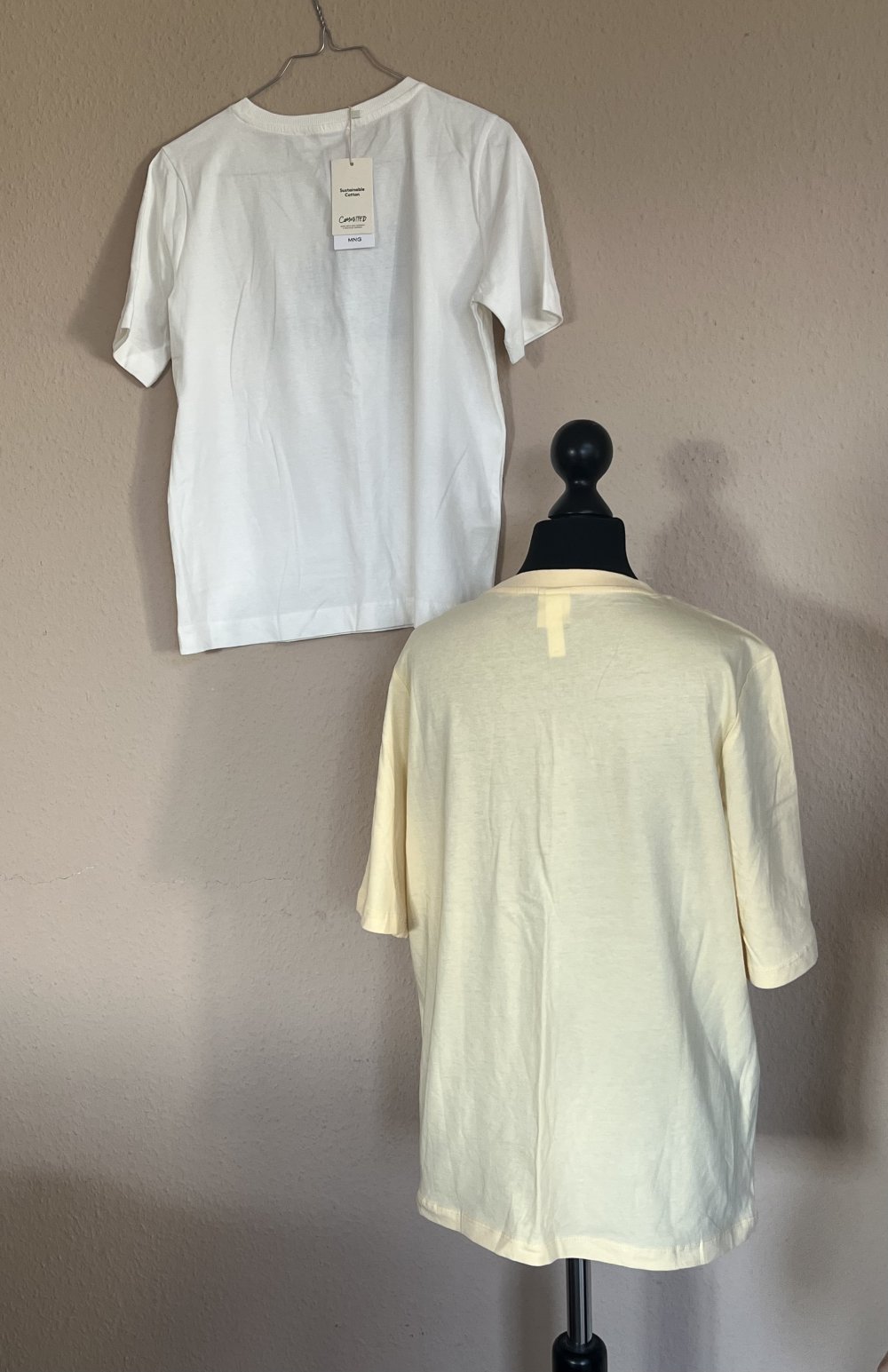 2 Basic Paris / New York T-Shirts Gr.S weiß / pastell gelb Neu von MNG + H&M