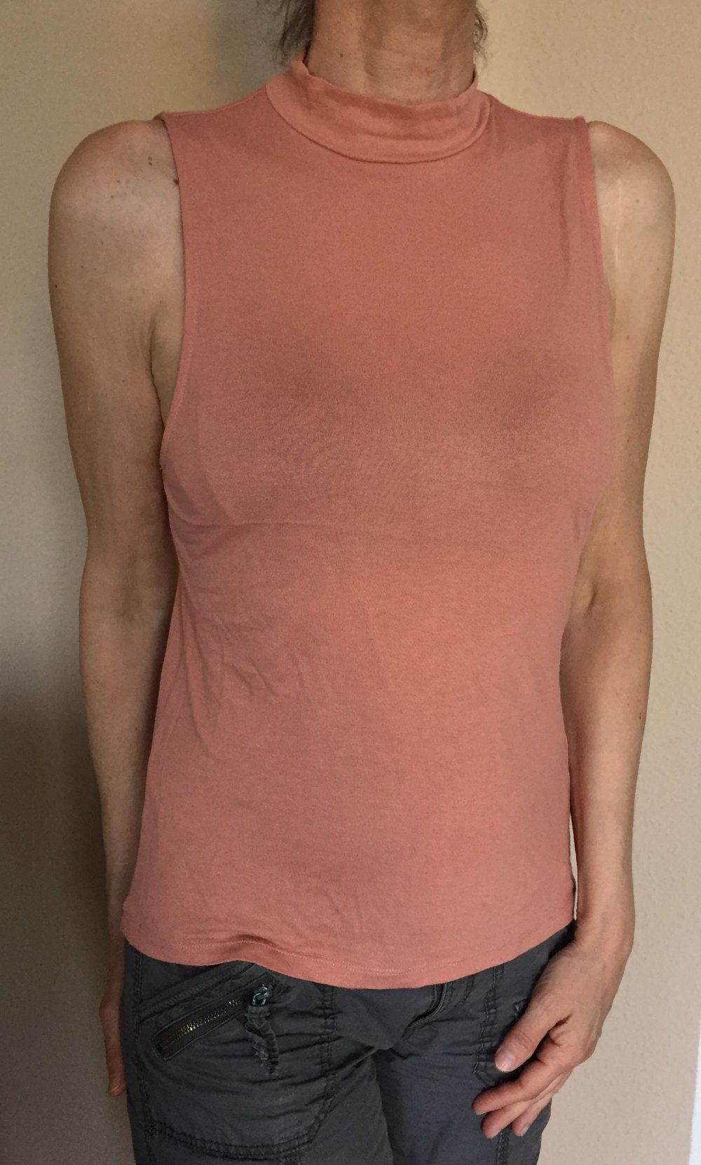 H&M Basic Schulterfreies Rollkragen Top Gr.M in Pastell Apricot Neu