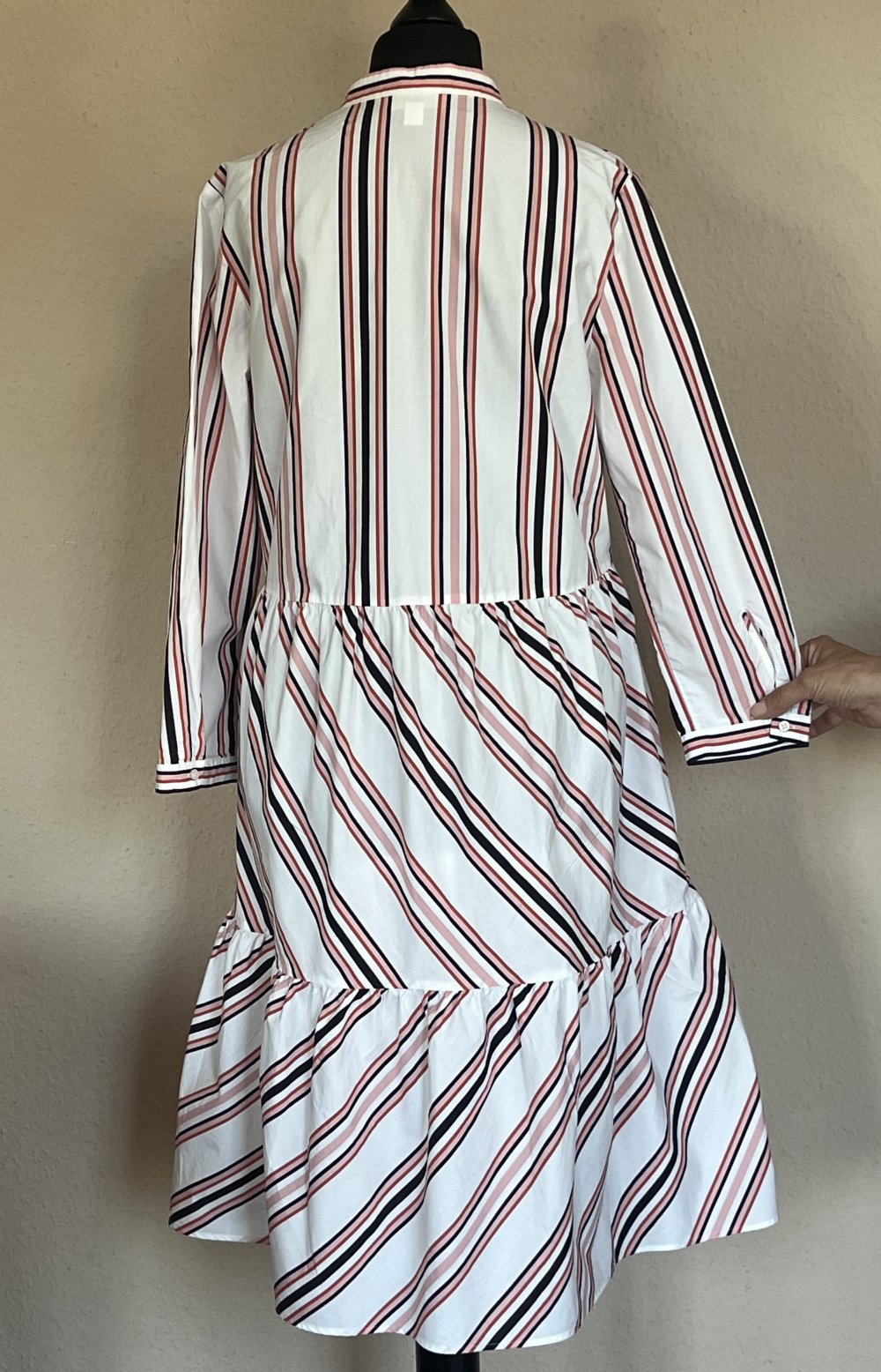 COS Sommerkleid gestreift Gr.34 weiß gestreift mit weitem Rockteil